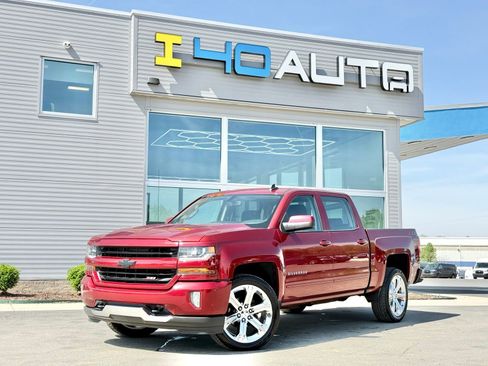 Used 2018 Chevrolet Silverado 1500 LT w/ All Star Edition AWD/4WD image 1