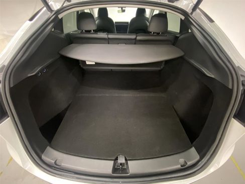 Used 2023 Tesla Model Y AWD image 25