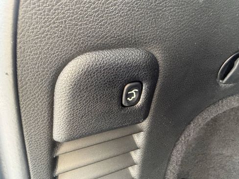 Used 2021 Jeep Grand Cherokee Laredo X RWD image 36