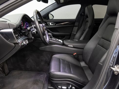 Used 2021 Porsche Panamera image 7