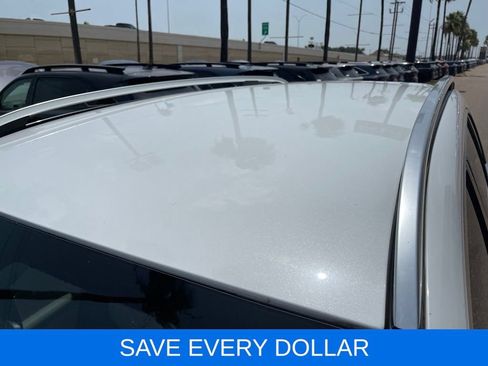 Used 2020 Mercedes-Benz GLB 250 image 3