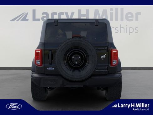 New 2026 Ford Bronco Big Bend w/ Black Diamond Package AWD/4WD image 5