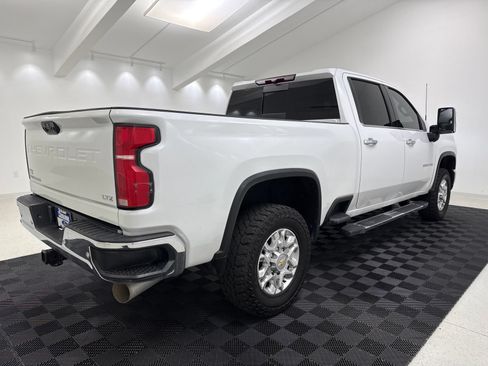 Used 2024 Chevrolet Silverado 2500 LTZ w/ LTZ Convenience Package AWD/4WD image 8