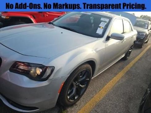 Used 2023 Chrysler 300 S RWD image 1