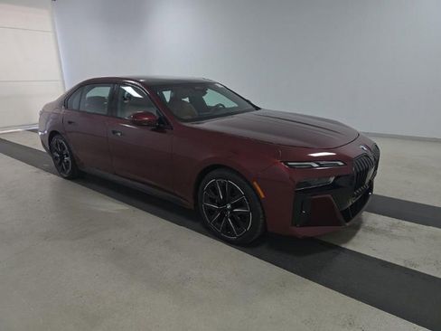 Used 2023 BMW 740i w/ Parking Assistance Package image 3