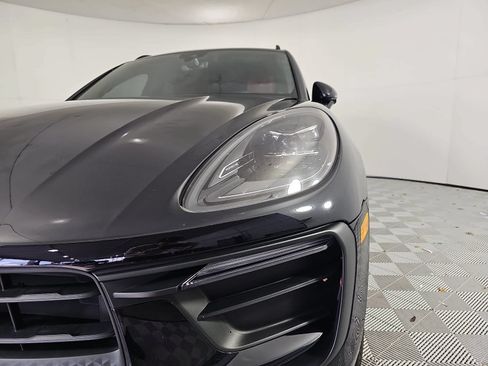 Used 2024 Porsche Macan AWD/4WD image 30
