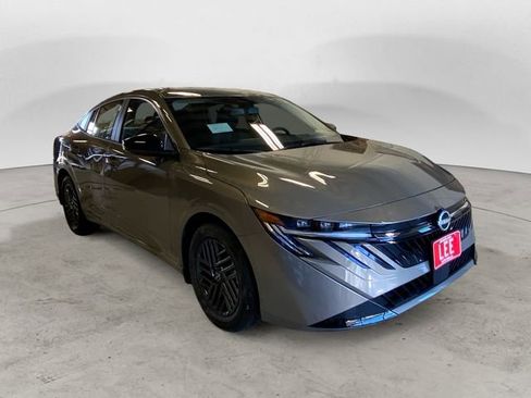 New 2026 Nissan Sentra SV w/ SV Convenience Package FWD image 7