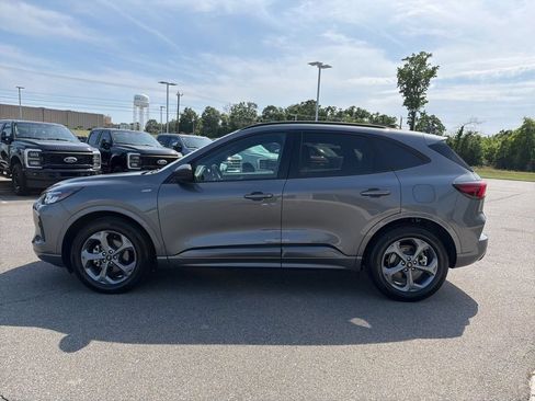 Certified 2024 Ford Escape ST-Line w/ Tech Pack #1 FWD image 8