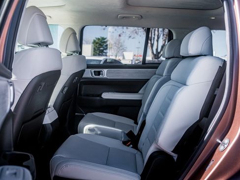 Used 2024 Hyundai Santa Fe Calligraphy image 35