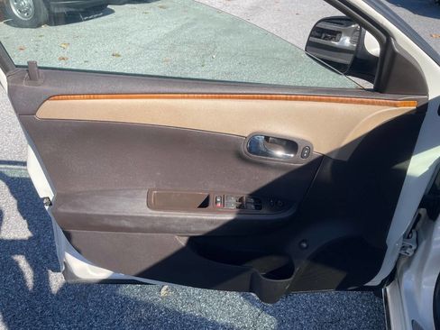 Used 2012 Chevrolet Malibu LT w/ Sunroof Package image 20