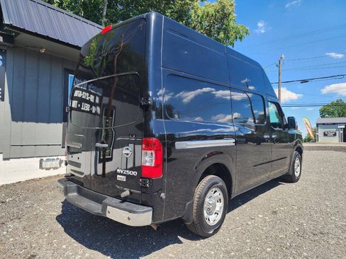 Used 2014 Nissan NV 2500 SV w/ V6 Appearance Package RWD image 4