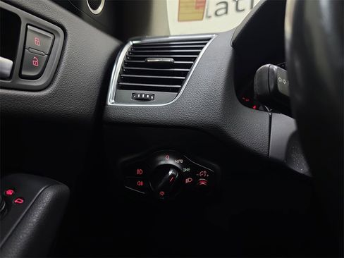 Used 2010 Audi Q5 3.2 Prestige image 26