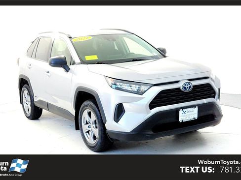 Certified 2022 Toyota RAV4 LE image 1