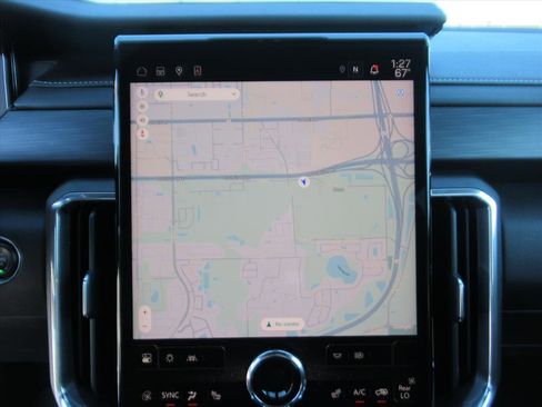 Used 2025 GMC Acadia Elevation image 22