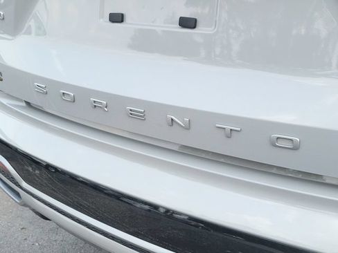 Used 2022 Kia Sorento SX AWD/4WD image 8