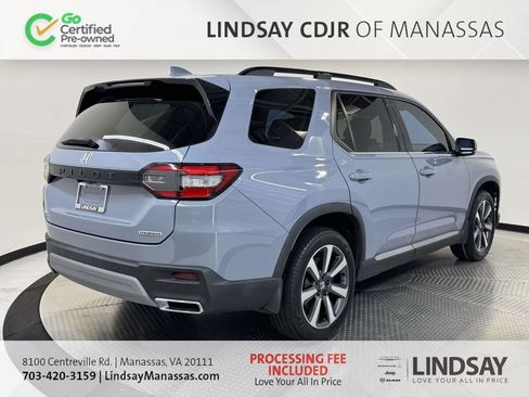 Used 2023 Honda Pilot Touring image 8