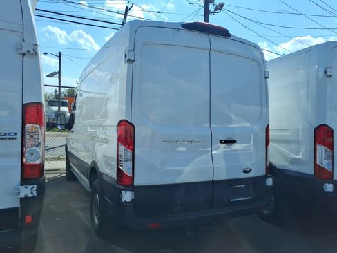 Used 2019 Ford Transit 250 130 Medium Roof image 3