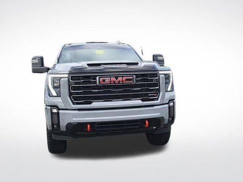 Used 2024 GMC Sierra 2500 AT4 w/ AT4 Premium Plus Package image 15