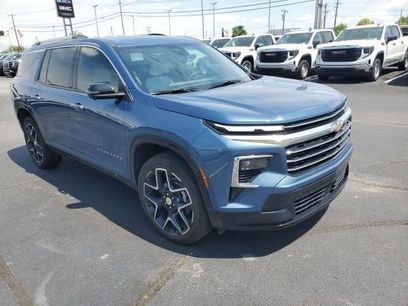 Used 2025 Chevrolet Traverse High Country