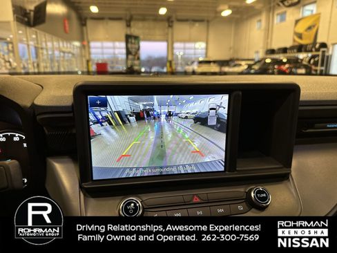 Used 2024 Ford Maverick Lariat w/ Black Appearance Package image 9