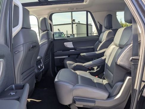 Certified 2025 Ford Expedition Max Active AWD/4WD image 25