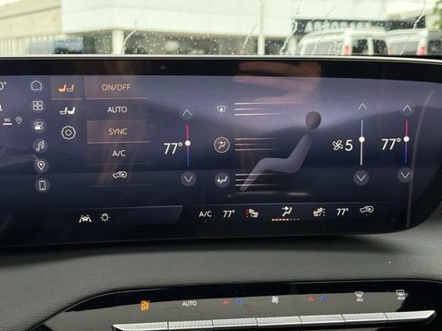 New 2026 Buick Enclave Sport Touring w/ Power Package FWD image 33