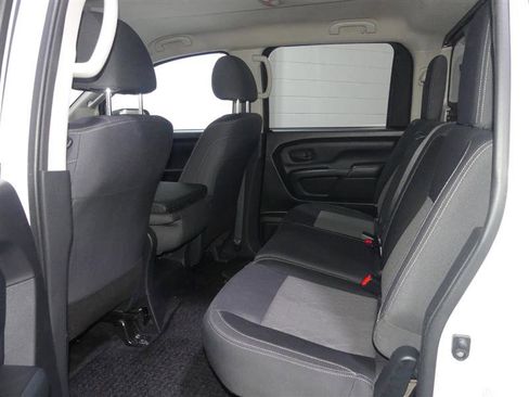 Used 2022 Nissan Titan S w/ S Utility Package image 24