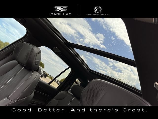 Certified 2026 Cadillac Vistiq Sport w/ LPO, Floor Liner Package AWD/4WD image 23