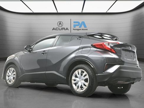 Used 2019 Toyota C-HR LE image 29