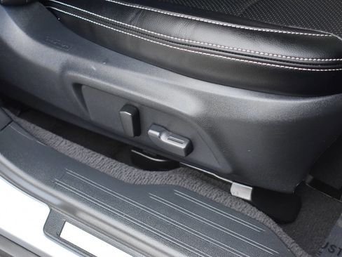 Used 2016 Subaru Outback 3.6R Limited image 53