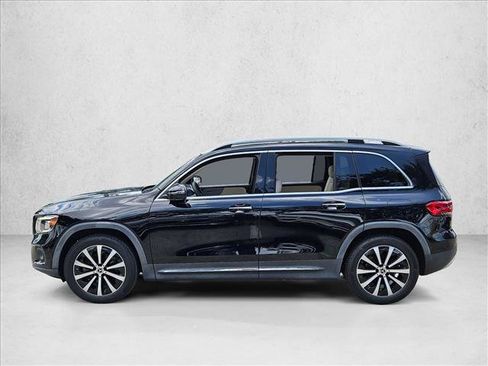 Used 2022 Mercedes-Benz GLB 250 image 9