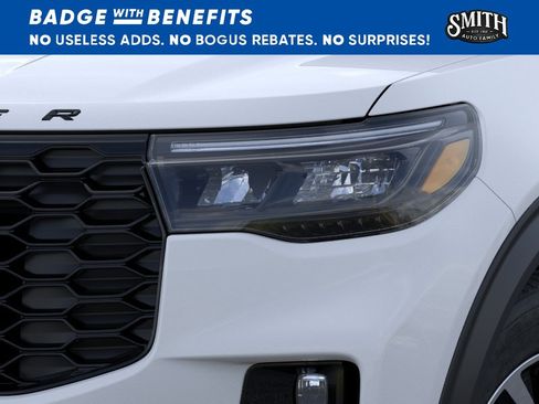 New 2026 Ford Explorer ST-Line w/ Premium Package RWD image 19
