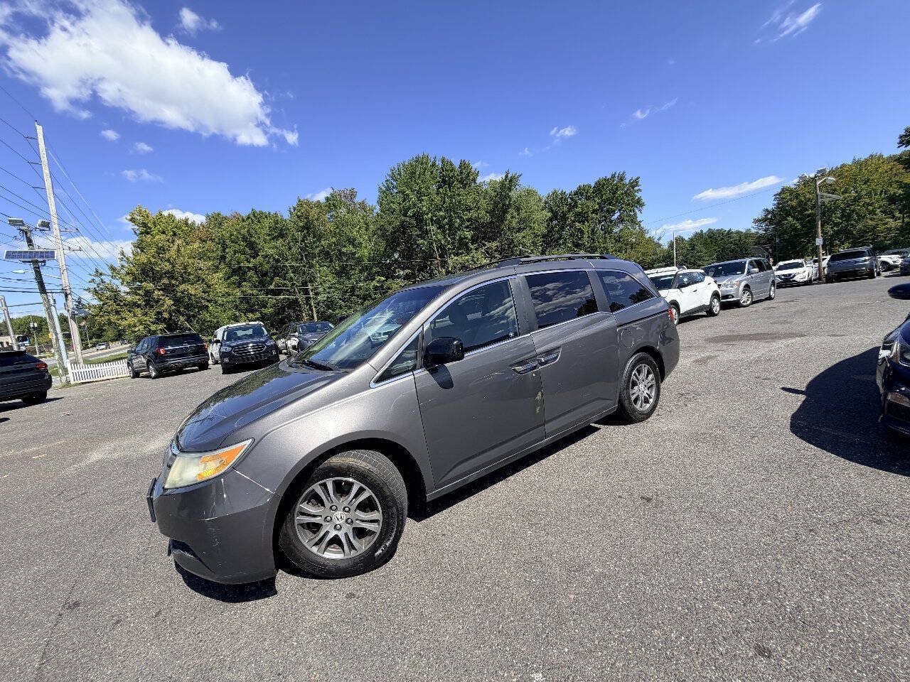 Used 2011 Honda Odyssey EX image 16