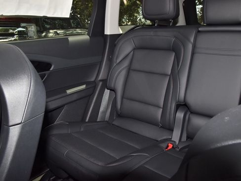 New 2026 Lincoln Nautilus Premier w/ Jet Appearance Package AWD/4WD image 19