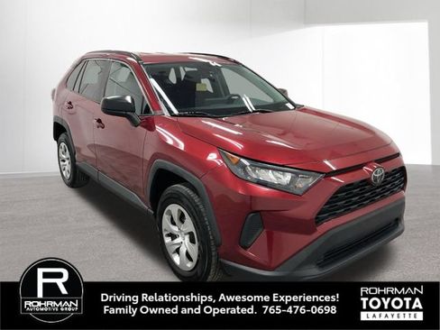 Used 2020 Toyota RAV4 LE AWD/4WD image 9