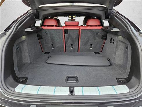 Certified 2025 BMW X4 xDrive30i w/ Premium Package image 7