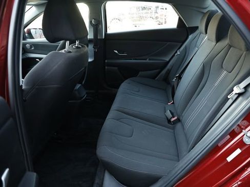 Used 2023 Hyundai Elantra SEL w/ Preferred Accessory Package image 23