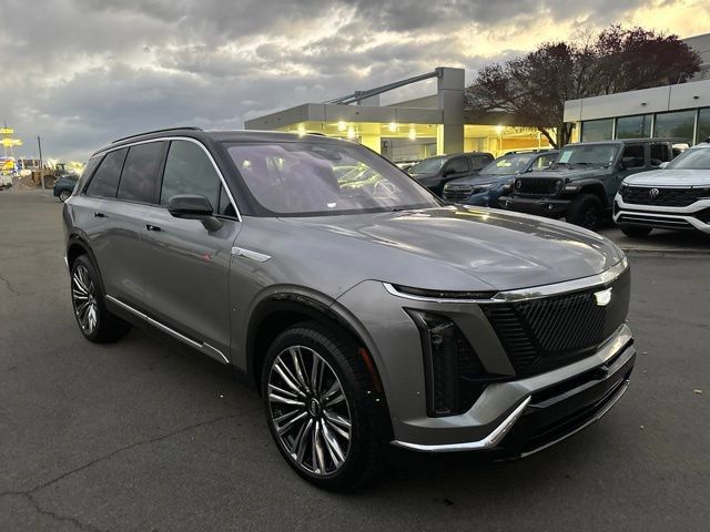 Certified 2026 Cadillac Vistiq Premium Luxury AWD/4WD image 3
