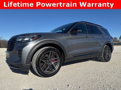 Used 2025 Ford Explorer ST-Line w/ ST-Line Street Pack