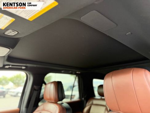 Used 2025 Lincoln Navigator Reserve AWD/4WD image 24