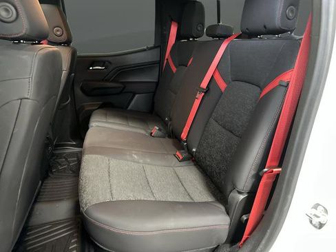 Used 2024 Chevrolet Colorado Z71 w/ Z71 Convenience Package 2 image 32