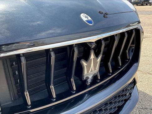 Used 2023 Maserati Levante Modena AWD/4WD image 33