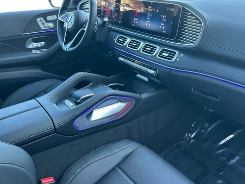 New 2026 Mercedes-Benz GLS 450 GLS 450 image 17
