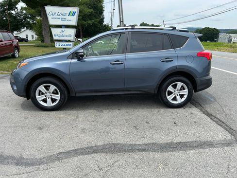 Used 2013 Toyota RAV4 XLE AWD/4WD image 11