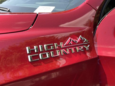 New 2026 Chevrolet Tahoe High Country AWD/4WD image 40