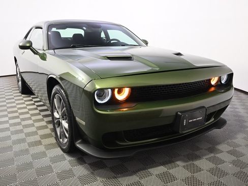 Used 2021 Dodge Challenger SXT AWD/4WD image 9
