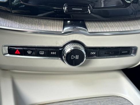 Used 2021 Volvo XC60 T5 Inscription w/ Advanced Package image 27
