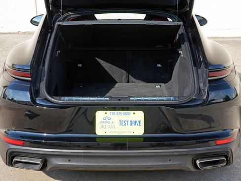 Used 2025 Porsche Panamera 4 E-Hybrid AWD/4WD image 10