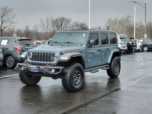 Used 2024 Jeep Wrangler Unlimited Rubicon image 2
