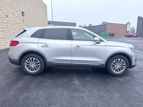 Used 2016 Lincoln MKX Select w/ Climate Package image 6
